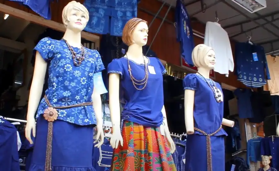 การพัฒนาเสื้อม่อฮ่อมสู่แฟชั่นร่วมสมัย